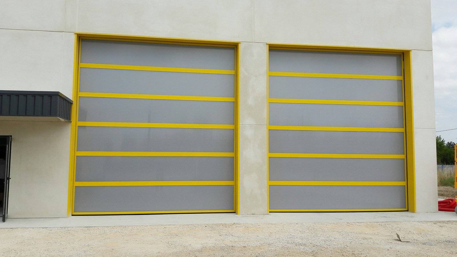 garage jaune
